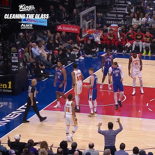 A-Len said no sir 🙅‍♂️ Cleaning the Glass presented by Alsco Uniforms | Sacramento Kings