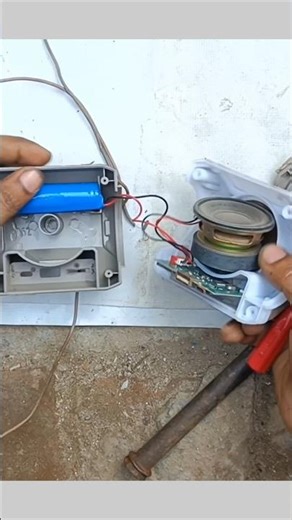“Breaking a Bluetooth Speaker – What’s Inside?”