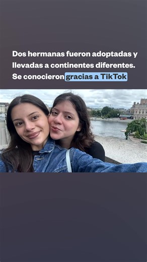 ❤️ Rachel nació en Colombia pero vive en Nueva York desde su adolescencia, ahí comenzó a indagar sobre su pasado y encontró a su madre biológica. Sin embargo, la mayor sorpresa se la llevó cuando contó su historia en TikTok y recibió un mensaje de una chica con una historia similar a la suya y que resultó ser su hermana.