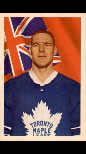 Tim Horton Toronto Maple Leafs 1963-64 Parkhurst 16 NHL Hockey Card #timhorton #torontomapleleafs #mapleleafs #hockeycards #hockeyhistory #nhlhistory | Vintage Hockey Cards Report