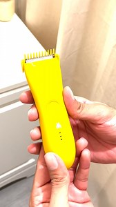 Looking to spice things up with your partner? 😏 We’ve planned your next date with our Meridian Trimmer Plus! The Trimmer plus come with amazing features, such as an LED light, and an adjustable guard with 4 different settings! Both you and your partner will be satisfied whether you like a bare, buzz, or bush look! Tag your partner if you’re looking for new date ideas! 😉 #BodyGrooming #BodyHair #BareBuzzBush #DateIdeas #DateNight #MeridianGrooming | Meridian Grooming