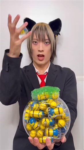 Sion princess Minions Gummy Dance😘😸😵😛🤓😳😃