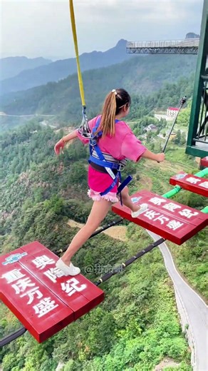 Extreme Thrill Bungee Experience:Asmr Bungee Jumping