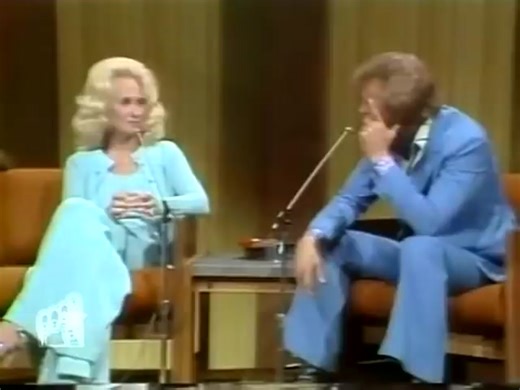 Jerry Reed picks a little bit of dueling banjos on his guitar before welcoming Burt Reynolds to The Jerry Reed Show in 1976. Burt and Jerry have a good laugh over outtakes from their movie Gator. Later in the clip, Burt recites the spoken word tale “A Room For A Boy Never Used