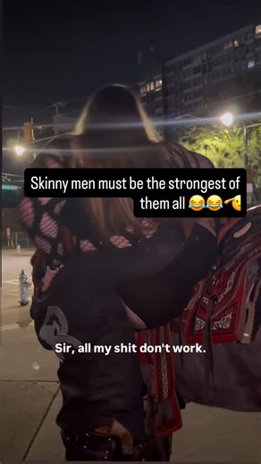 Cait Perry on Instagram: "Don’t drop me ☠️#fyp #relatable #viral #comedy #bbw"