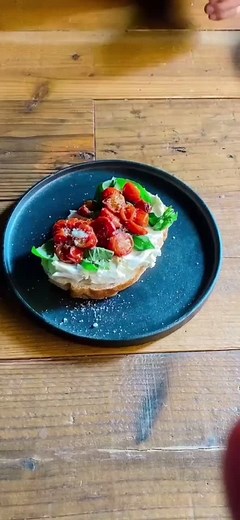 #toast#オープンサンド#opensandwich #モーニングトースト#簡単サンド#簡単レシピ#おうちでごはん#おしゃれなトマト #おしゃれランチ