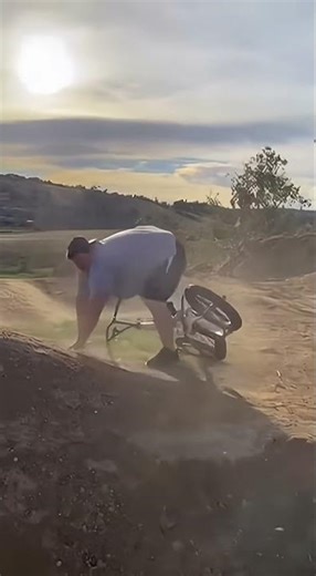 Epic Bike Fail: Large Guy Tries Mid-Air Flip… and Instantly Regrets It