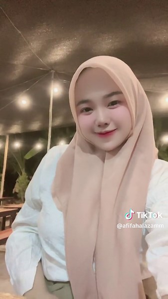 Afifah Alazam No Armor Live Jump Jump Challenge