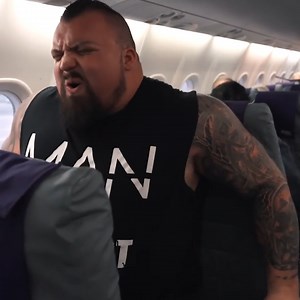 24M views · 272K reactions | I had to take up a whole row to fit 藍 | Eddie Hall - The Beast | Facebook