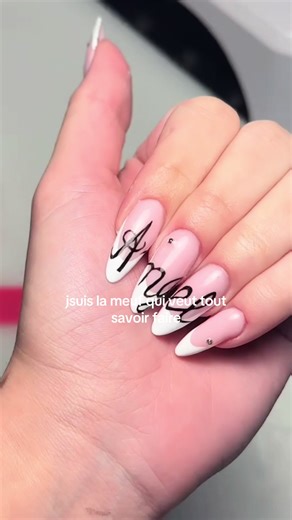 Maîtriser les Techniques de Beauté : Ongles, Cils et Cheveux