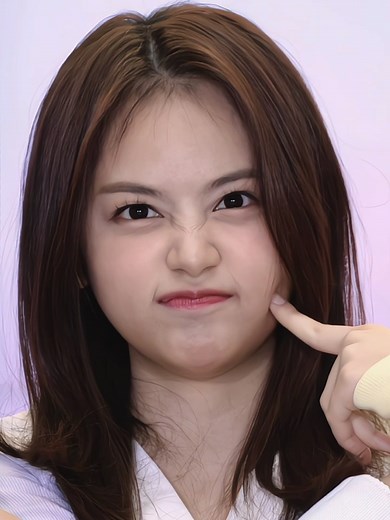 carmennnaA on TikTok