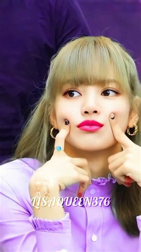 *•.¸♡𝙇𝙄𝙎𝘼𝙌𝙐𝙀𝙀𝙉●♡ | Beautiful lisa,,,💗💘😻#reels | Instagram