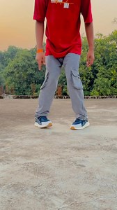 317K views · 7.5K reactions | Dekho or sikho ✅ . . . . . #dance #dancereels #dancechallenge #dancetutorials #dancetutorial #tutorials #tutorial #trending #trend #reels #explore #explorepage #reels #viral #instagram #facebookreel #facebookreels #facebookreelsviral #facebookviral #facebook | Dancer Himesh 999 | Facebook