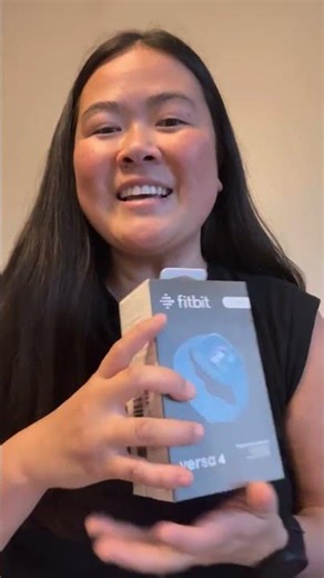 Fitbit Versa 4 ⌚ Top Fitness Smartwatch in 2025!