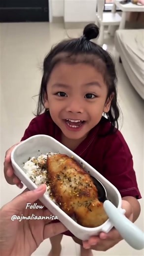 Everyday Meals by Ajmaliaannisa - "What my toddler eats mixed soup and vitamin D."