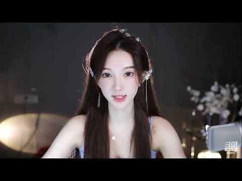 【南妹儿呀】 直播疑似跳蛋娇喘，遥控太大，受不了，直接封了