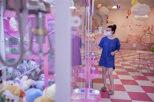 13 claw machine games around Las Vegas