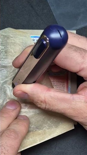 Pokémon Card Crease repair #pokemon #pokemoncards #pokemontcg