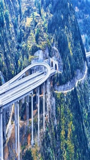 137m Pylons, Cloud U Turn Bridge#mountains #highwaydevelopment #bridge #technology