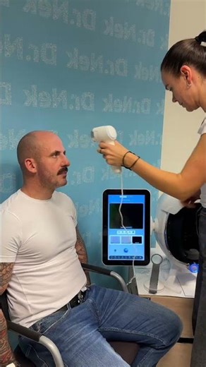 🔍 Testujeme nový AI analyzátor pleti Dr. Nek! High-tech diagnostika pleti v praxi ✨