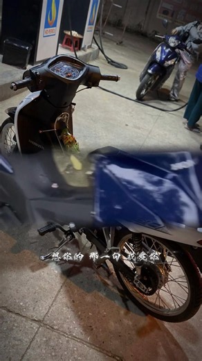 2010 đi 3 đời xe có chất không ạ