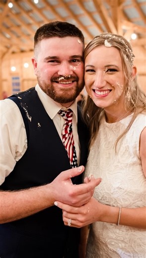 Cake cutting: expectations vs. reality 🍰 | The Barn at Graver's Tree Farm