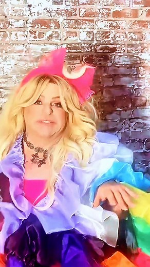 Cosmo Queen of Melrose - Getgcareplus Family Behind the Scenes