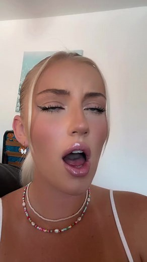 Did you expect a surprise at the end? 🫢 | Elsa Thora