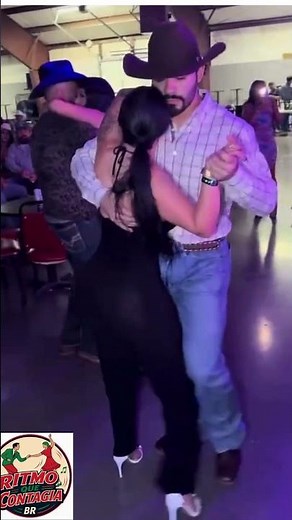 This Brazilian rhythm will impress you! ✨🇧🇷 #rhythms #dance #viral