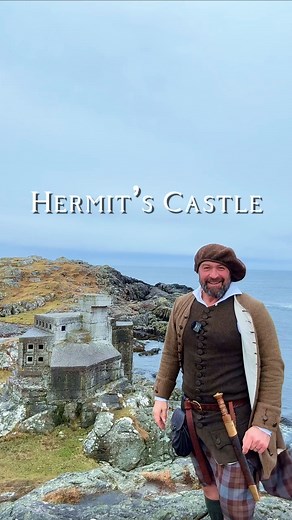 Europe’s smallest castle? Welcome to Hermit’s castle! “Hermit’s Castle can be described in many ways. It’s been called Europe’s smallest castle: though, despite the name, calling it a “castle” is stretching it a little. A possibly more accurate description is that it is a remarkable concrete folly built in a Brutalist style that blends in a very surprising way into its rocky shoreside setting. What adds to its attraction is the slight air of mystery that surrounds it. The bare facts behind its p