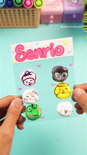 I made DIY SANRIO Stickers 🙀💗 How to make stickers #sanrio #popmart #shorts #squishy #diy