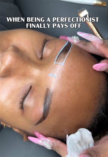 Brows, but better ✨ Brow services are now available at a discounted rate for a limited time. Perfect your shape, definition, and confidence book now before spots fill 💙 #browlamination #browtint #browwax #browartist #dmvlashtech
