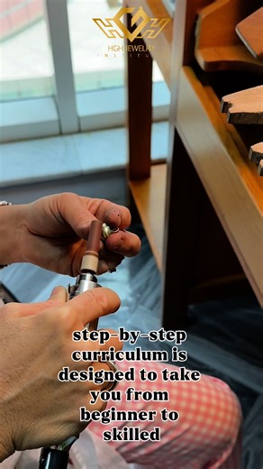 ✨ Become a jeweler in just 25 days! Our intensive, step-by-step curriculum is designed to take you from beginner to skilled professional — creating real jewelry with your own hands. 💍 ⭐️Well-planned daily techniques ⭐️Hands-on training ⭐️From first cut to polished masterpiece Your journey to becoming a jeweler starts here. Are you ready? 📍 HGH Jewelry Institute – Dubai, Uae | HGH Jewelry Institute
