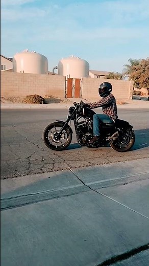Harley Davidson iron 883