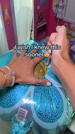 Yana Kuzmich | Best balloon hack! This hack save me a lot of money #LifeHack #baloons #birthday #useful #DIY #homehack lifehacks 2025 | Instagram