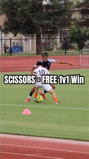How to Do the Scissors Move (1v1 Soccer Tutorial)