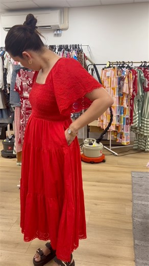 ✨Christmas magic is here!✨ Boss Lady Katie and Taryn are giving you the first look at our 2025 Christmas Collection 🎄💫 From party dresses to festive fits, there’s something for every holiday moment! ❤️ PLUS 🎁 Receive a free pair of Zafino Earrings when you spend over $150*! The perfect finishing touch to your festive look! ✨ Which look is your fave? 👀👇 #OrangeSherbet #ChristmasCollection2025 #ChristmasStyle #FestiveFashion #TryOnHaul #HolidayLooks #BossLadyKatie #TarynTryOn #ChristmasOutfit