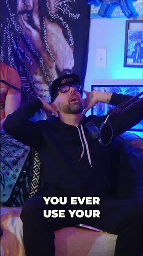 Daddy Long Neck in Flint Michigan | How the viral start got his famously long neck