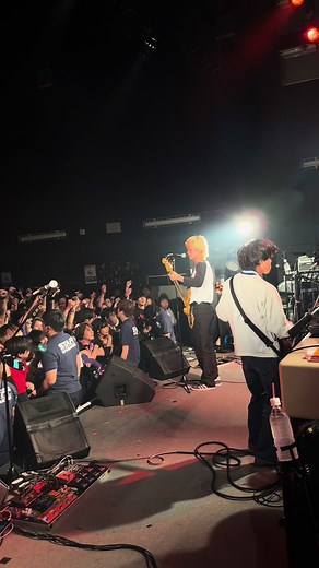 虎ライブ映像: 浜松窓枠でのMaki演奏