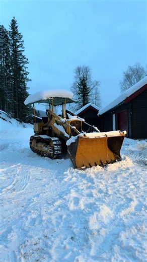 John Deere 2010 crawler loader 🤩 #johndeere #johndeere2010c #norway #norsklandbruk #fyp