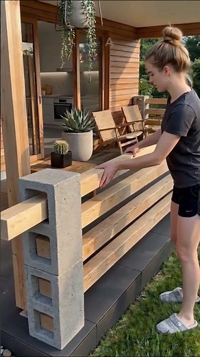Concrete blocks + wooden beams = a stylish modern railing with a unique look. #diy #concreteblocks