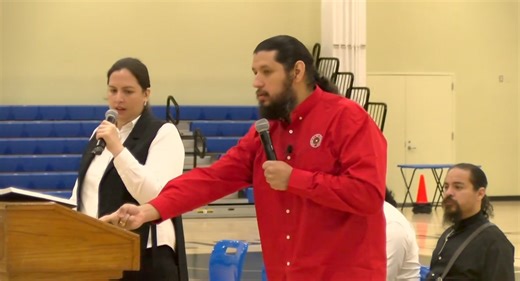 29K views · 1.2K reactions | Segunda Visita Escolar - Islas Caiman Escuela John Gray High School - en George Town Te invitamos a compartir esta poderosa ministracion a jóvenes y adolescentes. Second School Visit - Cayman Islands John Gray High School - in George Town We invite you to share this powerful ministry to young people and adolescents. | Apóstol José Duarte - Español | Facebook