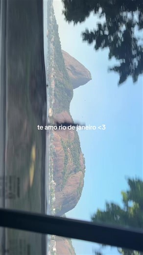 eu amo #riodejaneiro toda vez que passo na frente do pão de açúcar eu fico boba
