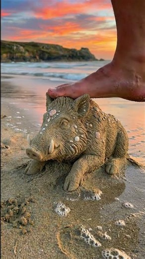 Wait for the CRUNCH! 🦶🏖️ Satisfying Sand Crush #ASMR