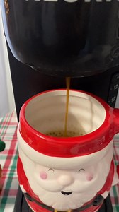 It’s December 1st, and that means it’s all things Christmas, including using my favorite coffee mug! I don’t decorate for the holiday until it’s December. Who here waits till December to decorate, or do you put everything up way in advance?! | Lindsay Ward