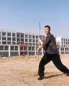 Three Section Staff known as Sanjiegun. According to studies, it is one of the hardest weapon to learn. What do you think? 👇👇 #martialarts #threesectionstaff Learn Martial Arts 👉 https://learn-martialarts.com/?affcode=341331_yvo5agoz | learn-martialarts.com