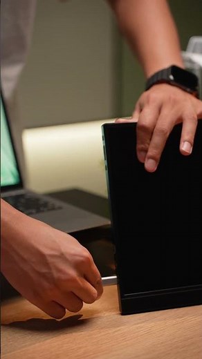 Set up an #arzopa portable monitor😮