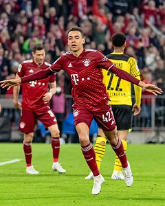 Entscheidendes Tor zur Meisterschaft als Highlight. 🏆⚽ Jamal Musiala ist euer #FCBayern-𝗦𝗽𝗶𝗲𝗹𝗲𝗿 𝗱𝗲𝘀 𝗠𝗼𝗻𝗮𝘁𝘀 April. Glückwunsch, Jamal! 👏 🔗 https://fcbayern.com/SdM0422Musialab #MiaSanMia #FCBayernTVlive | FC Bayern München