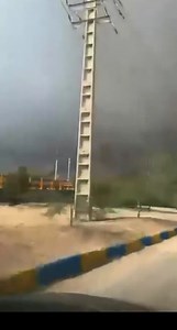 🚨🚨🚨 以色列在十个小时前做出了这场战争中最为耐人寻味的军事决策，应该说这是内塔尼亚胡和川普的共同决定打击伊朗的命根子——汽油田以色列和美国袭击了南帕尔斯——地球上最大的天然气田。他们当然知道，南帕尔斯是由伊朗和卡塔尔共同管理的。他们不仅袭击了伊朗，还袭击了他们自己海湾的利益相关者的能源命脉。为此，伊朗只能亮出他们最后的那点袭击炸弹，这正是川普和内塔尼亚胡想要看到👀引蛇出洞！伊朗革命卫队刚刚宣布海湾合作委员会（GCC）全境的所有主要能源设施均为“直接且合法的打击目标”——并警告称“未来数小时内”将发动袭击。列出的目标包括：卡塔尔的液化天然气（LNG）综合设施、沙特阿美（Saudi Aramco）的设施、阿联酋的石油码头——无一幸免。沙特阿美已从延布的SAMREF炼油厂撤离了员工。他们没有坐以待毙。他们清楚即将发生什么。伊朗黑客已经攻击了沙特阿美的数字系统——发布图片并威胁要瘫痪其基础设施。利雅得刚刚传出多起爆炸声——路透社、法新社和美联社均已证实。沙特首都响起了警报声。正在发生事情的严重性：⚠️ 卡塔尔的液化天然气（LNG）综合设施是地球上规模最大的。它供应了全球30%的液化天