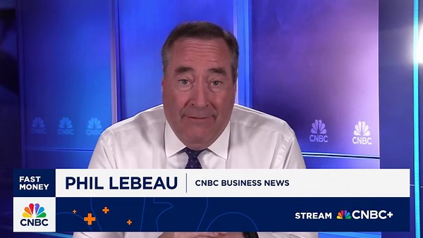 CarMax stock crashes after 'challenging' second-quarter earnings